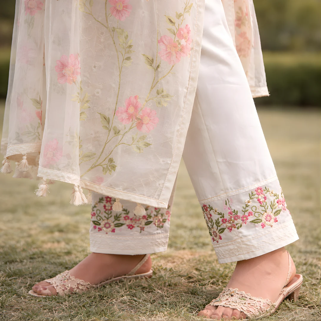 Cream salwar suit pant and floral dupatta detail